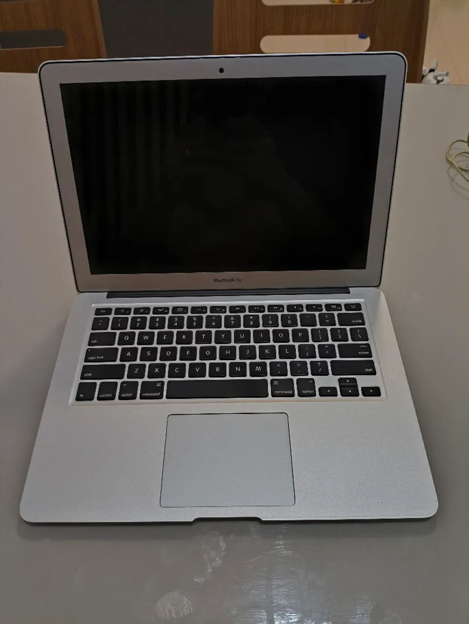 MacBook Air 13インチ 2015 (128GB) MacBook Air (13 polegadas, início de 2015) - Especificações