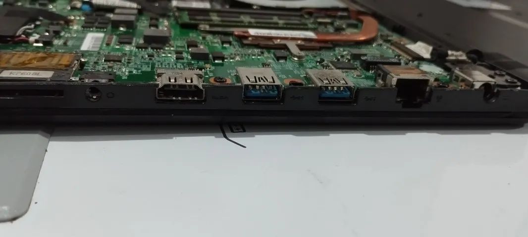 carcaça notebook positivo n140i xc8660 - Foto 4