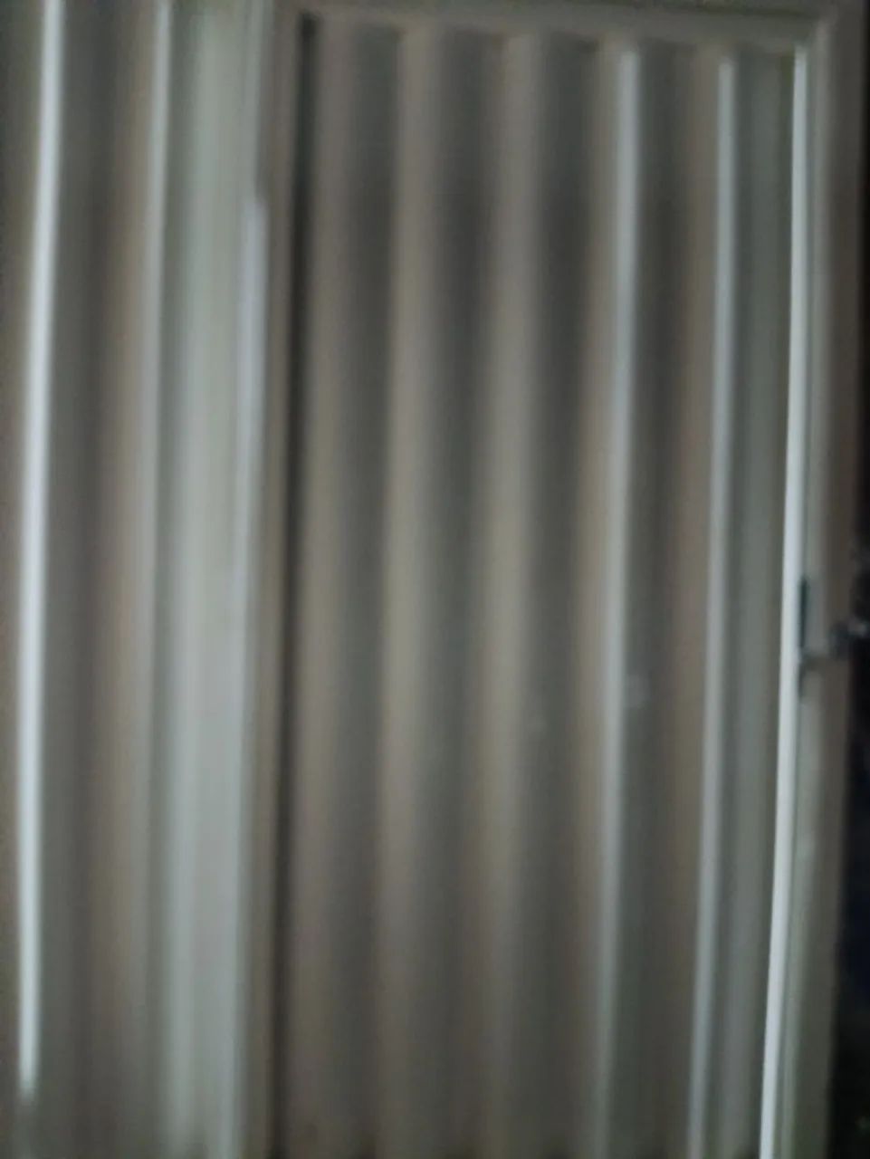 Portão de garagem 64861277804033121