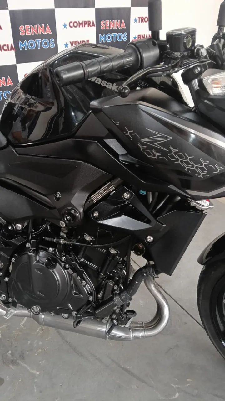 Kawasaki Z400 ano 2021 com 9.000 km - Foto 3