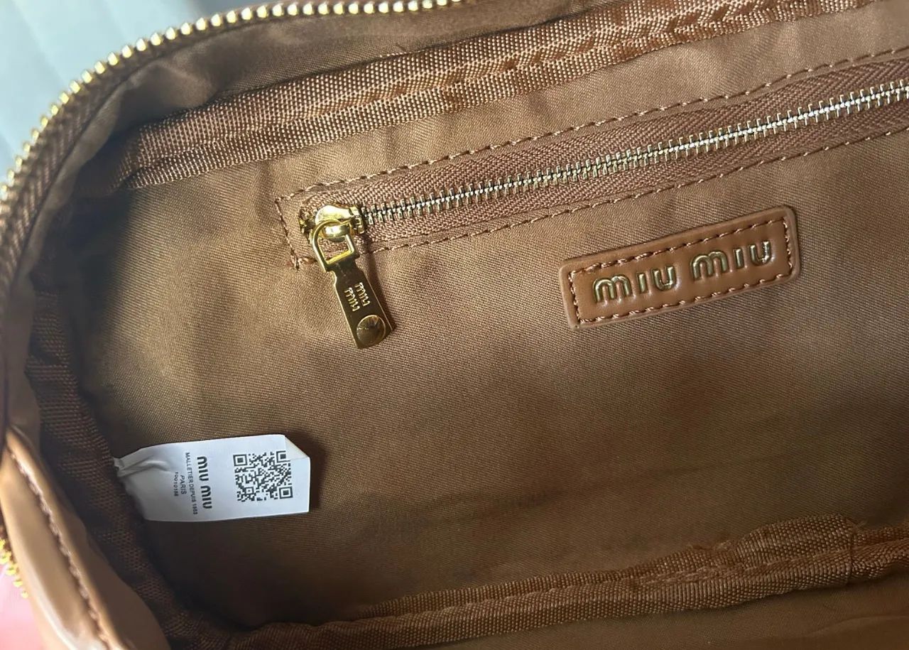 Bolsa Miu Miu Matelassê Original - Luxo e Estilo - Foto 4