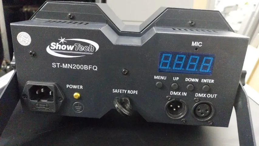 Refletor LED Duplo SHOW TECH ST-MN 200 BFQ  - Foto 4