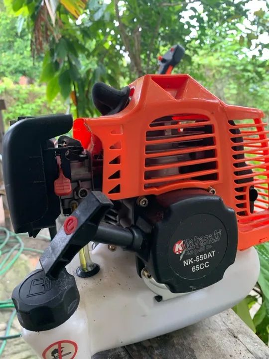 Roçadeira à Gasolina 3hp 65cc Nakasaki 650pro - Foto 5