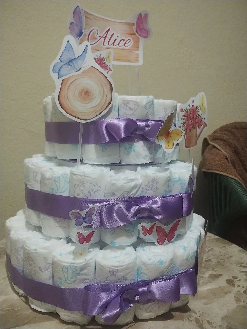 Bolo de fraldas - Chá de bebê  - Foto 3