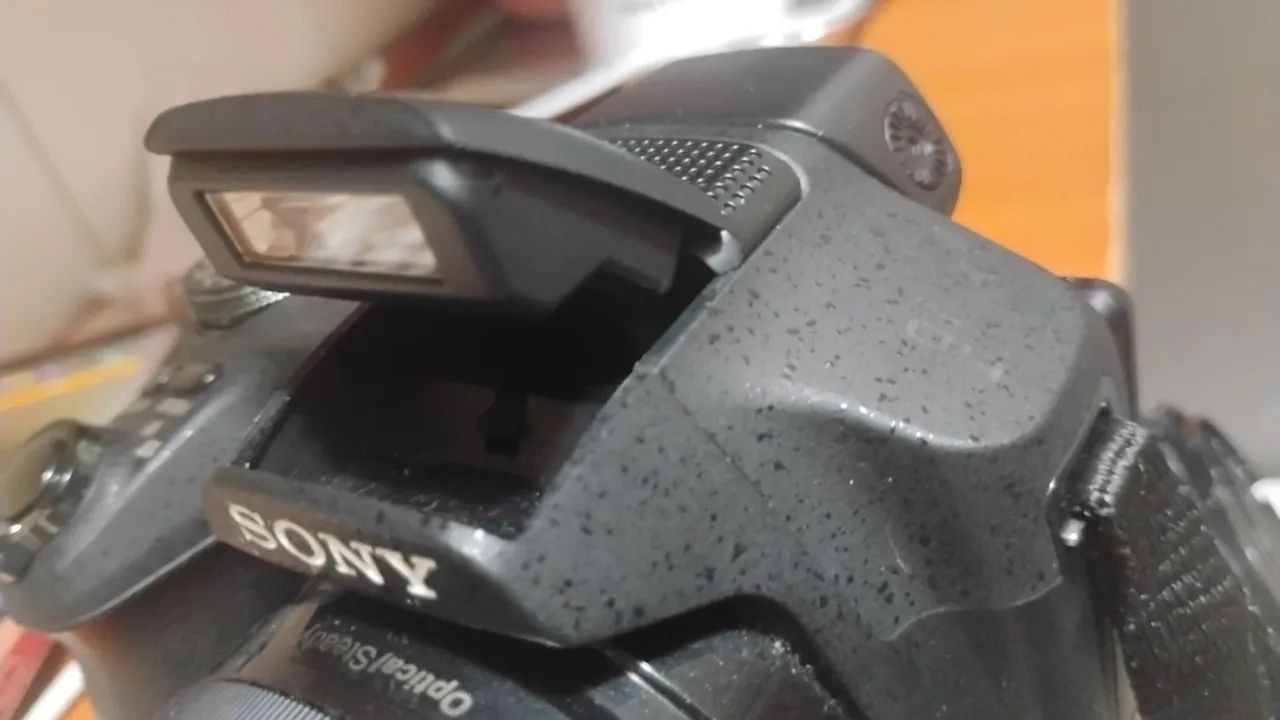 Máquina fotográfica Sony cyber-shot dsc hx100v - Foto 2