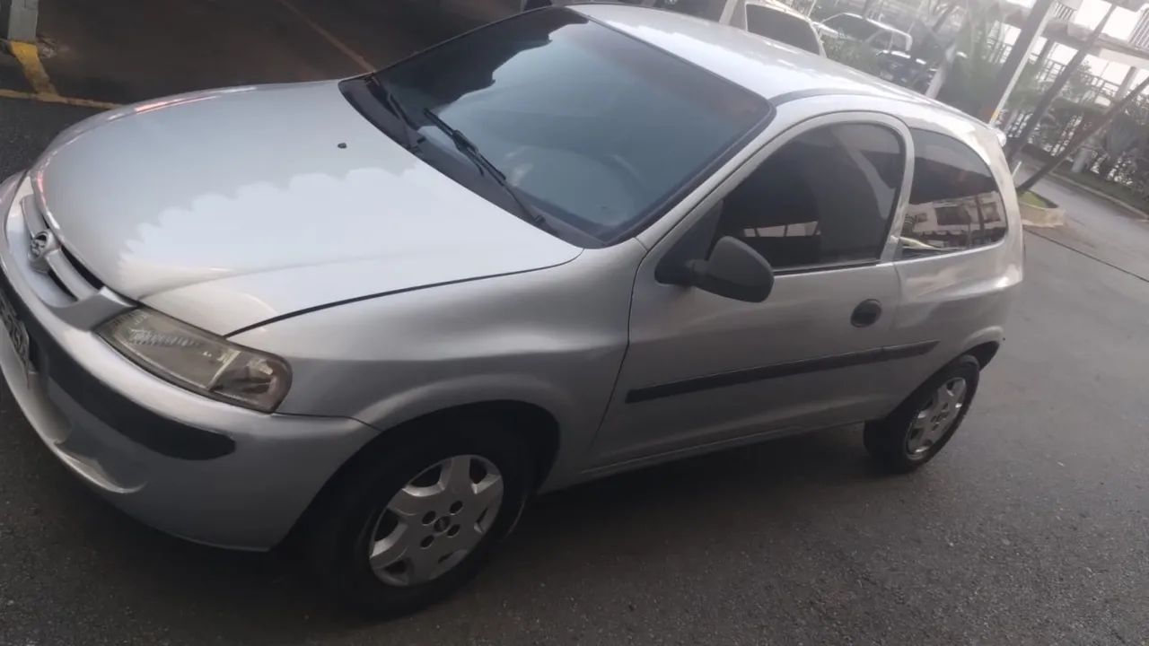 Celta 1.0 super Completo (menos Direção hidráulica ) - Foto 5