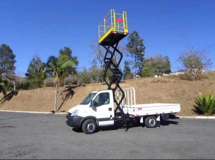 Iveco 35s14 elevador pantografico ano 2015 - Foto 5