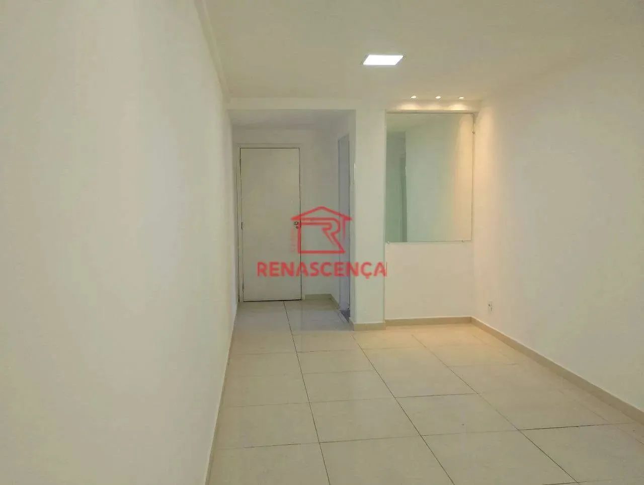 Apartamento com 2 Quartos e Varanda na Praça Seca. - Foto 2