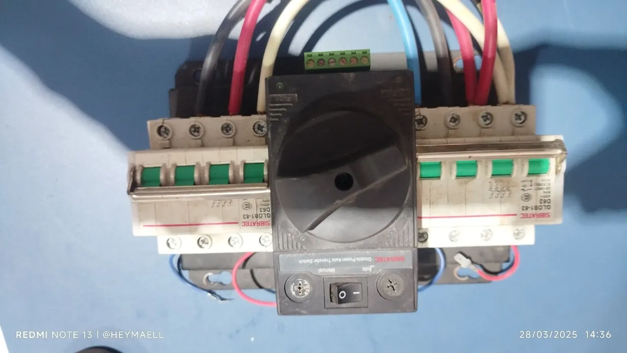 Chave de Transferência Rede/Gerador Automática Tetrapolar HYCQ5-63H 63A - Atua Sob Carga