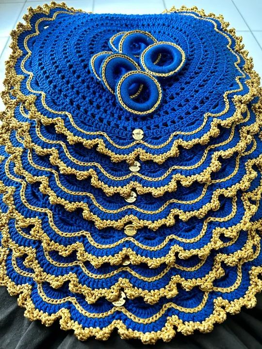 Jogo Americano Crochê Azul e Dourado