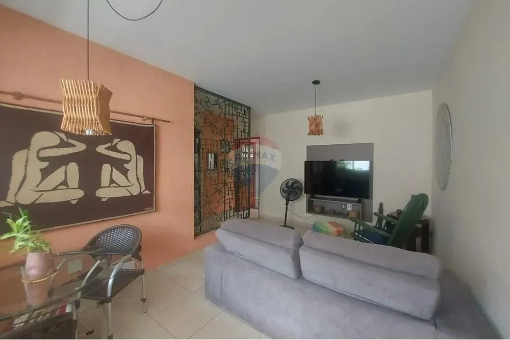Apartamento térreo com 3 quartos no Bessa