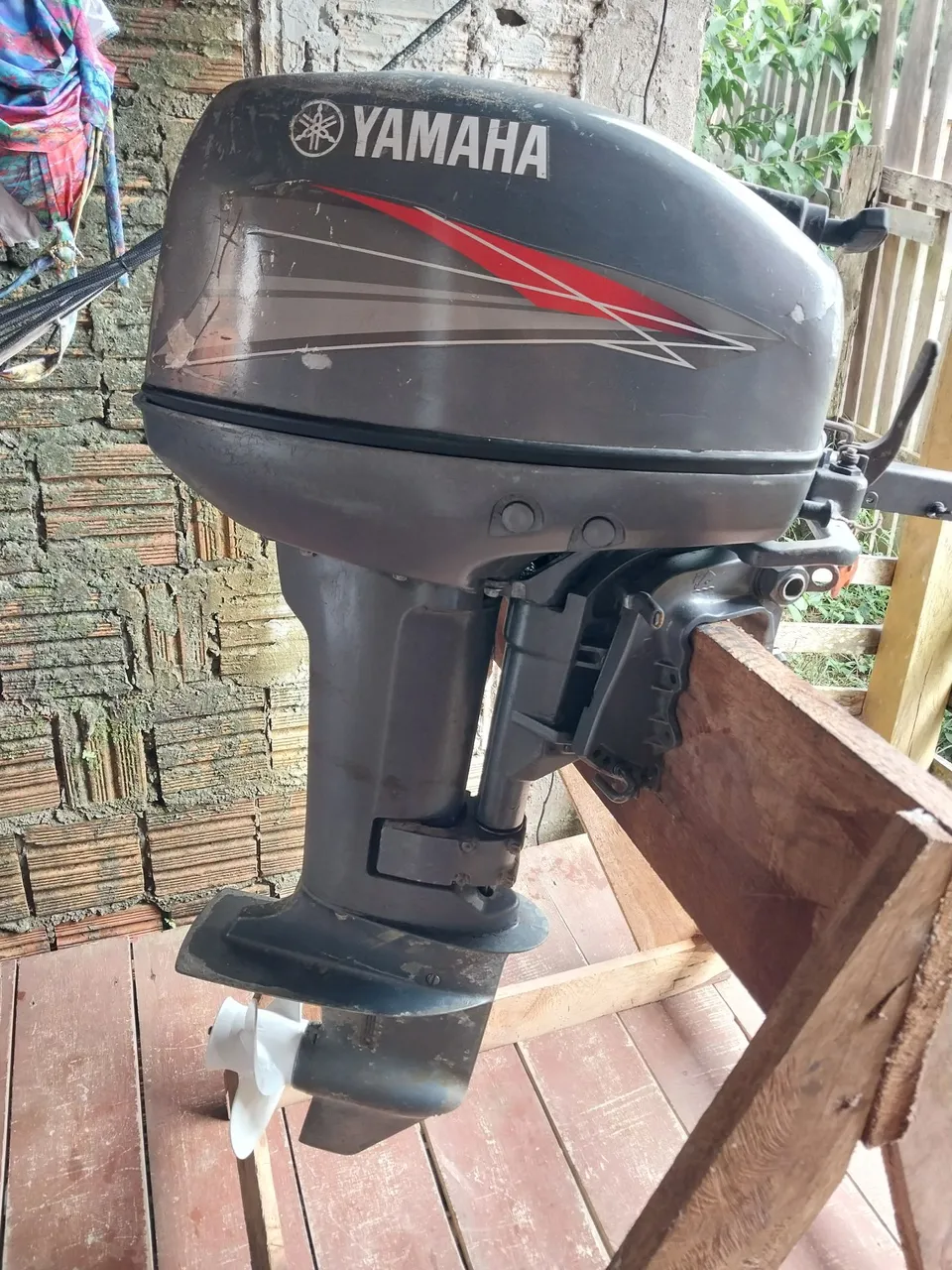 MOTO DE POLPA 15 HP HELICE MOVA E BALDE JA USADO