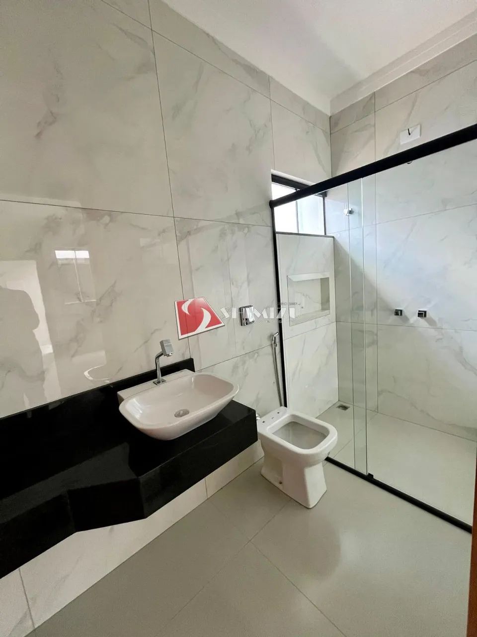 Casa à venda em Maringá, Parque das Laranjeiras, com 3 quartos, com 82 m² - Foto 2