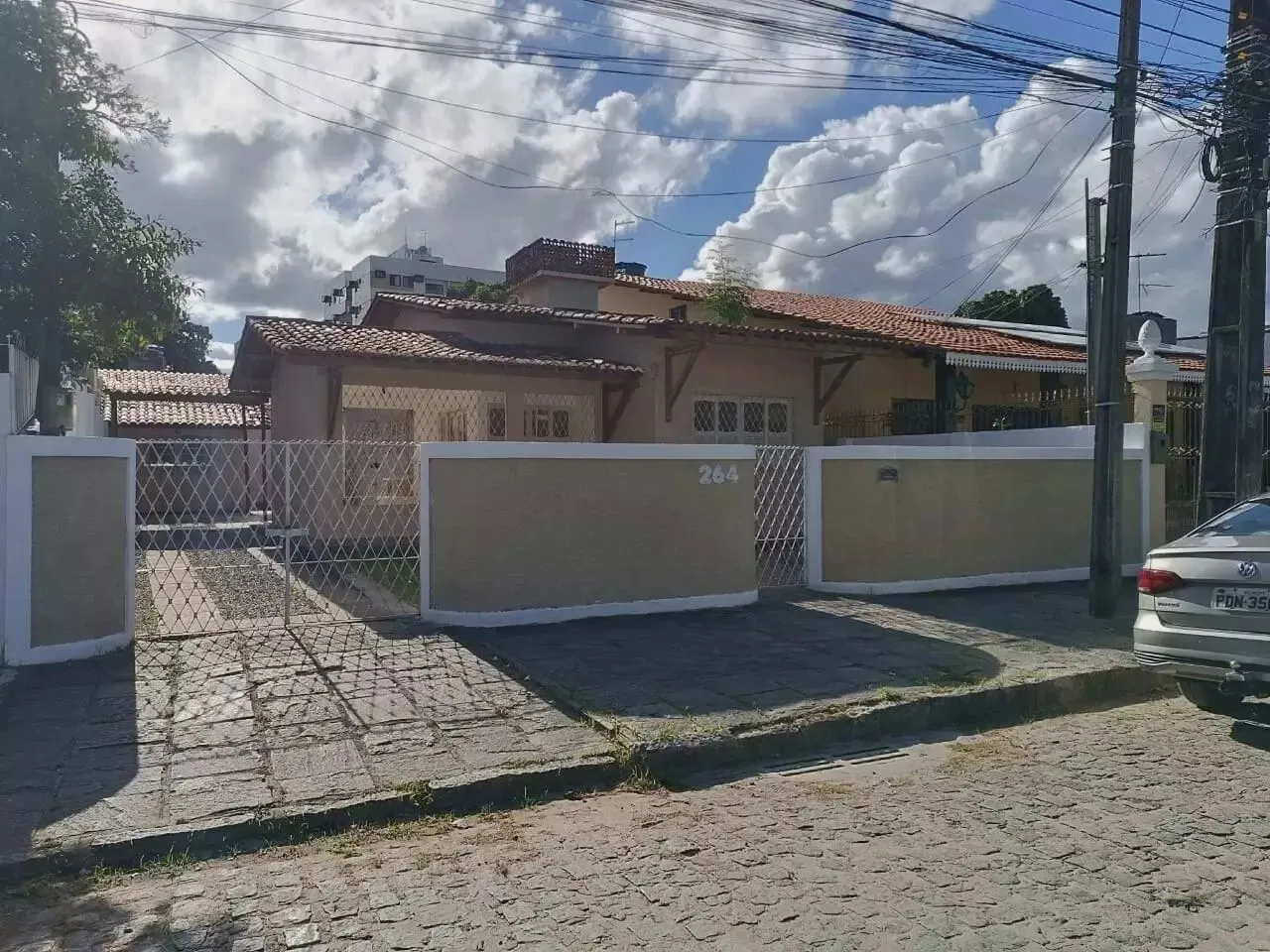 Imóvel para venda possui 180 metros quadrados com 3 quartos em Iputinga - Recife - PE