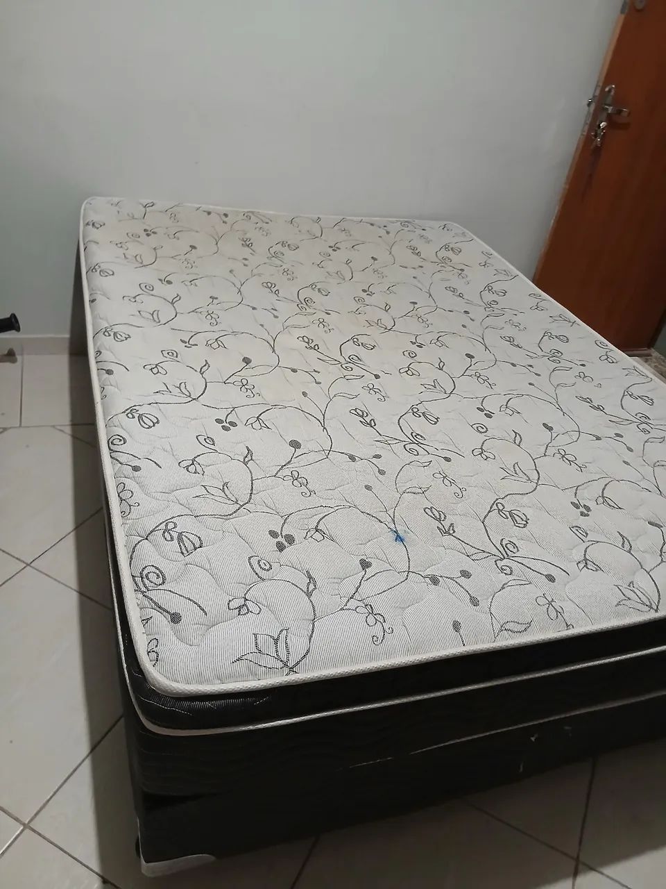 Colchão Ortobom mais cama $$ 750 - Foto 2