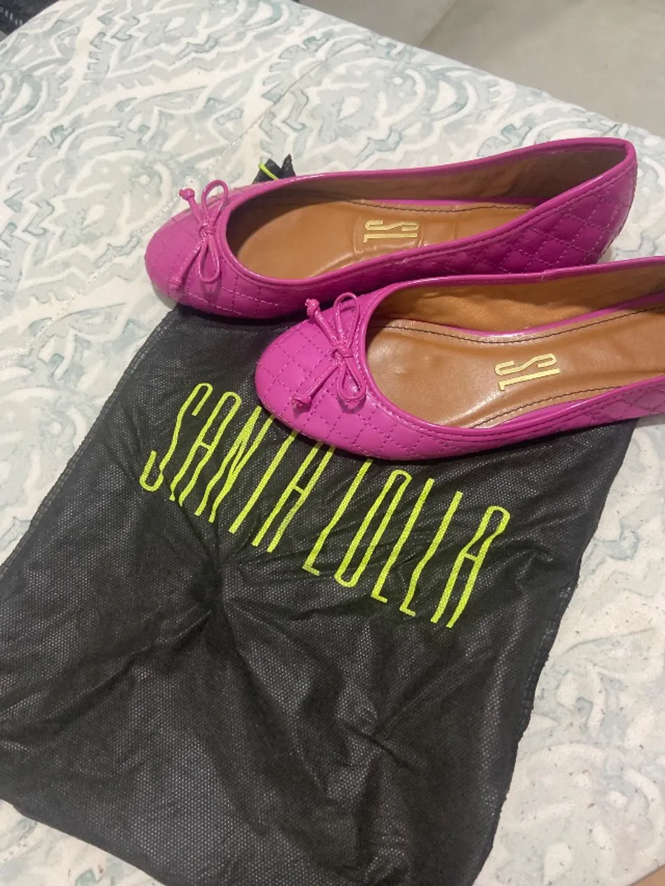 Sapatilha santa lolla