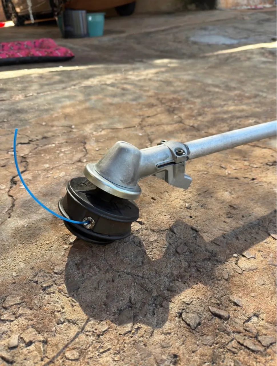 Roçadeira Stihl FS 220 - Foto 2