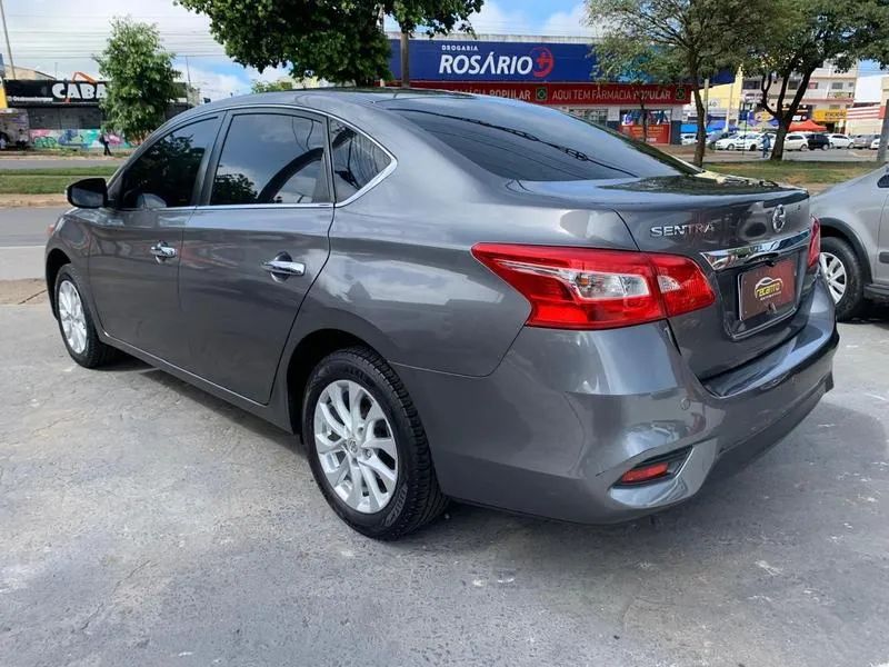 NISSAN SENTRA 20S CVT 2019 - Foto 4