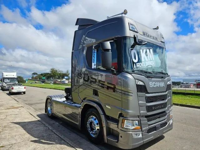 Scania R460 SUPER Ano 25 0km Tração 4x2 Farol de Teto Geladeira Ar Digital - Foto 2