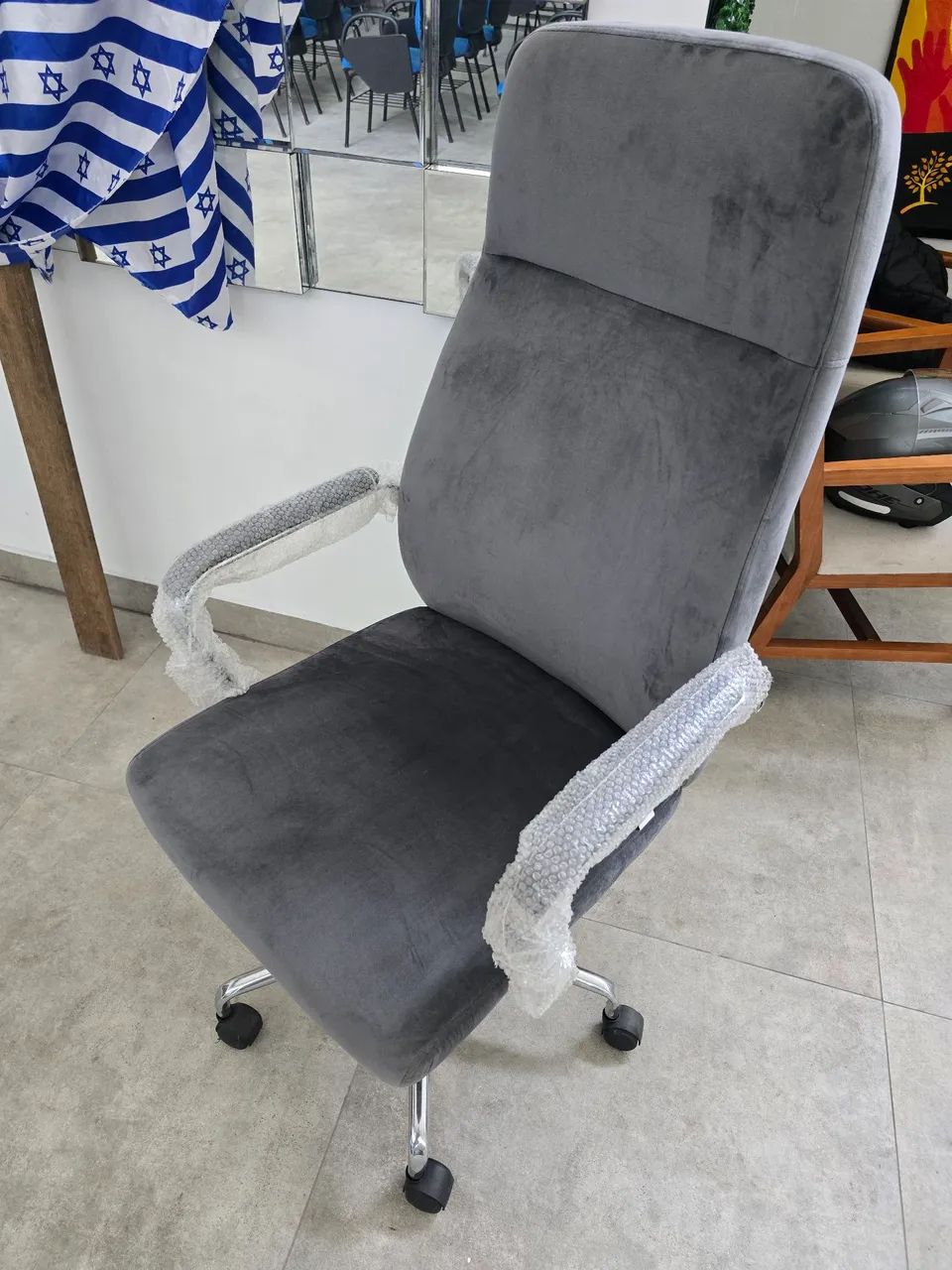 Cadeira de Escritório alta Danz - Conforto e Estilo