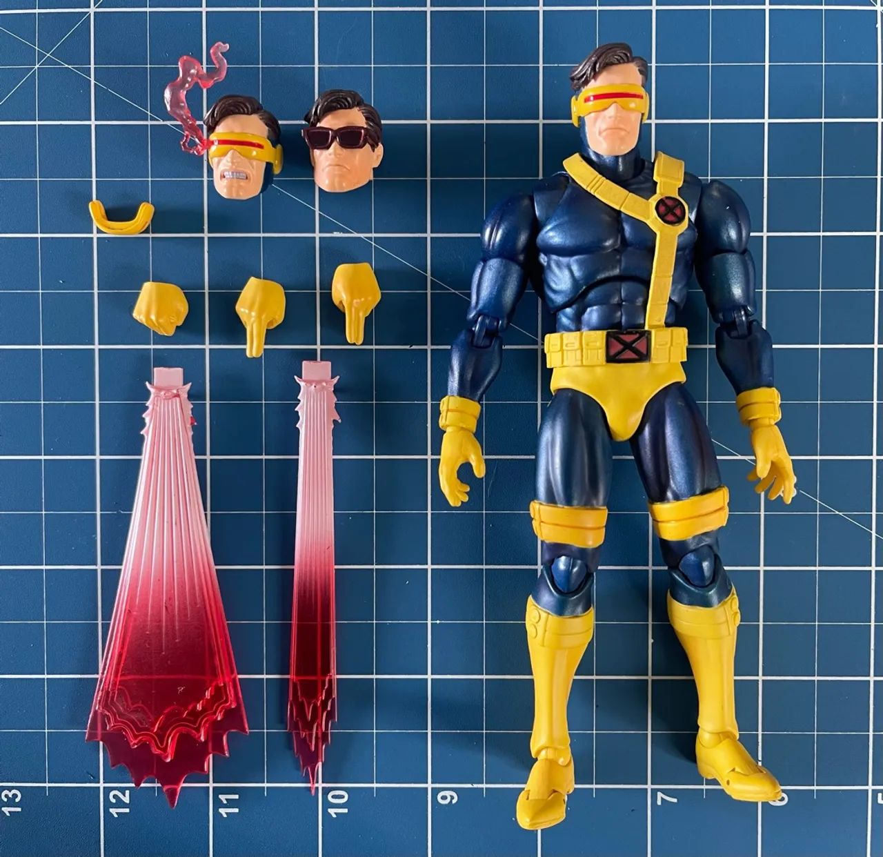 Ciclope Original Mafex 