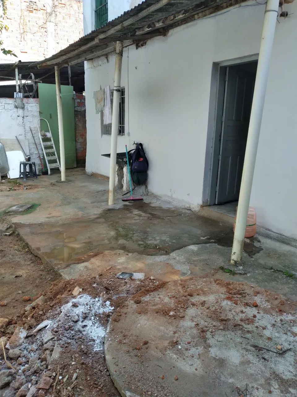 Alugo casa próximo ao centro de jandira - Foto 4