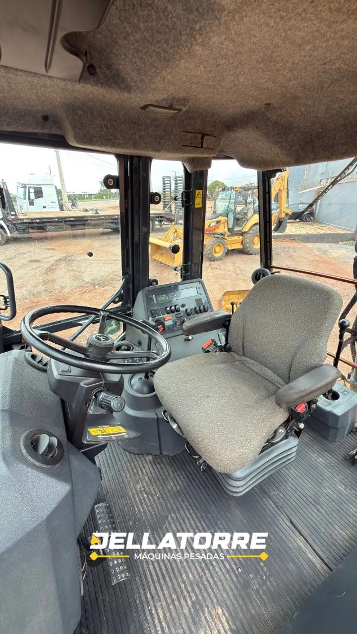 JOHN DEERE 310L 2020 4X4 BAIXAS HORAS - Foto 6