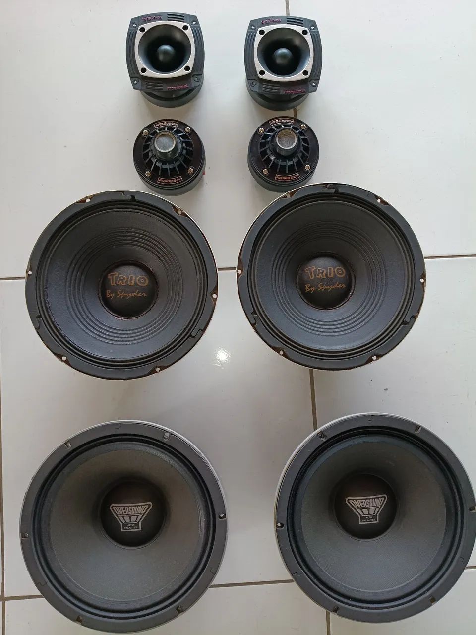 4 Autofalante,  e 2  tueter 