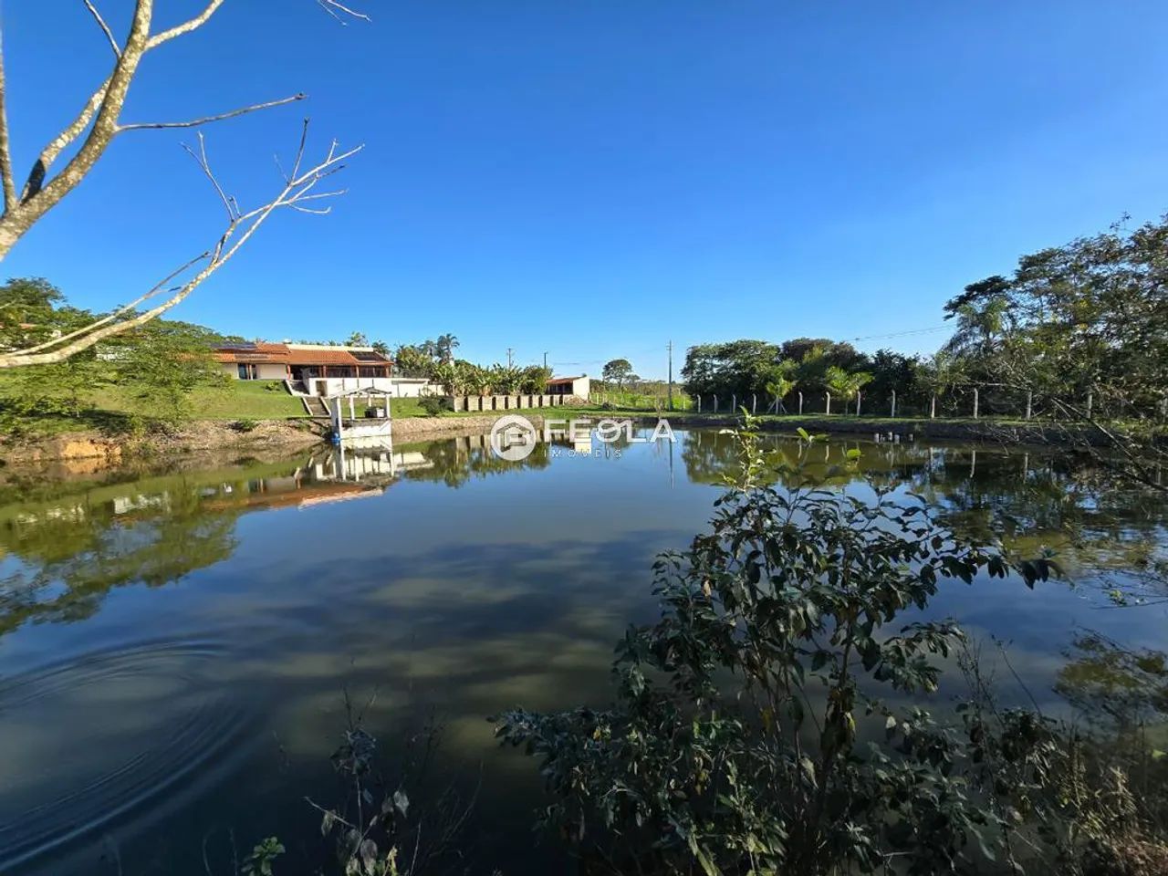 Chácara à venda em Limeira, Área Rural de Limeira, com 2 quartos, com 21000 m² - Foto 3