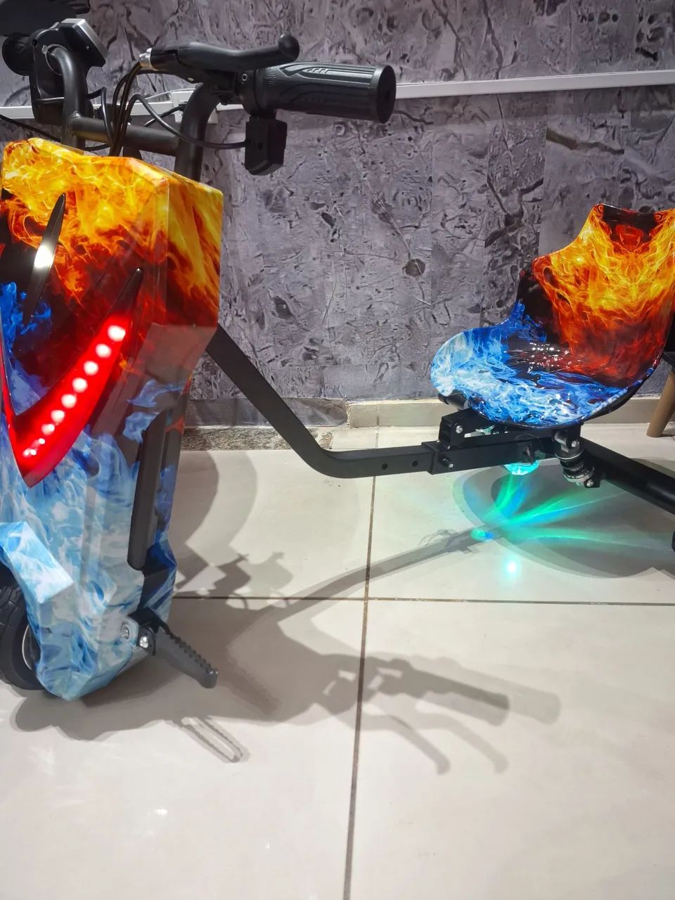 Triciclo DRIFT 250w com amortecedor roda 8" - Foto 5