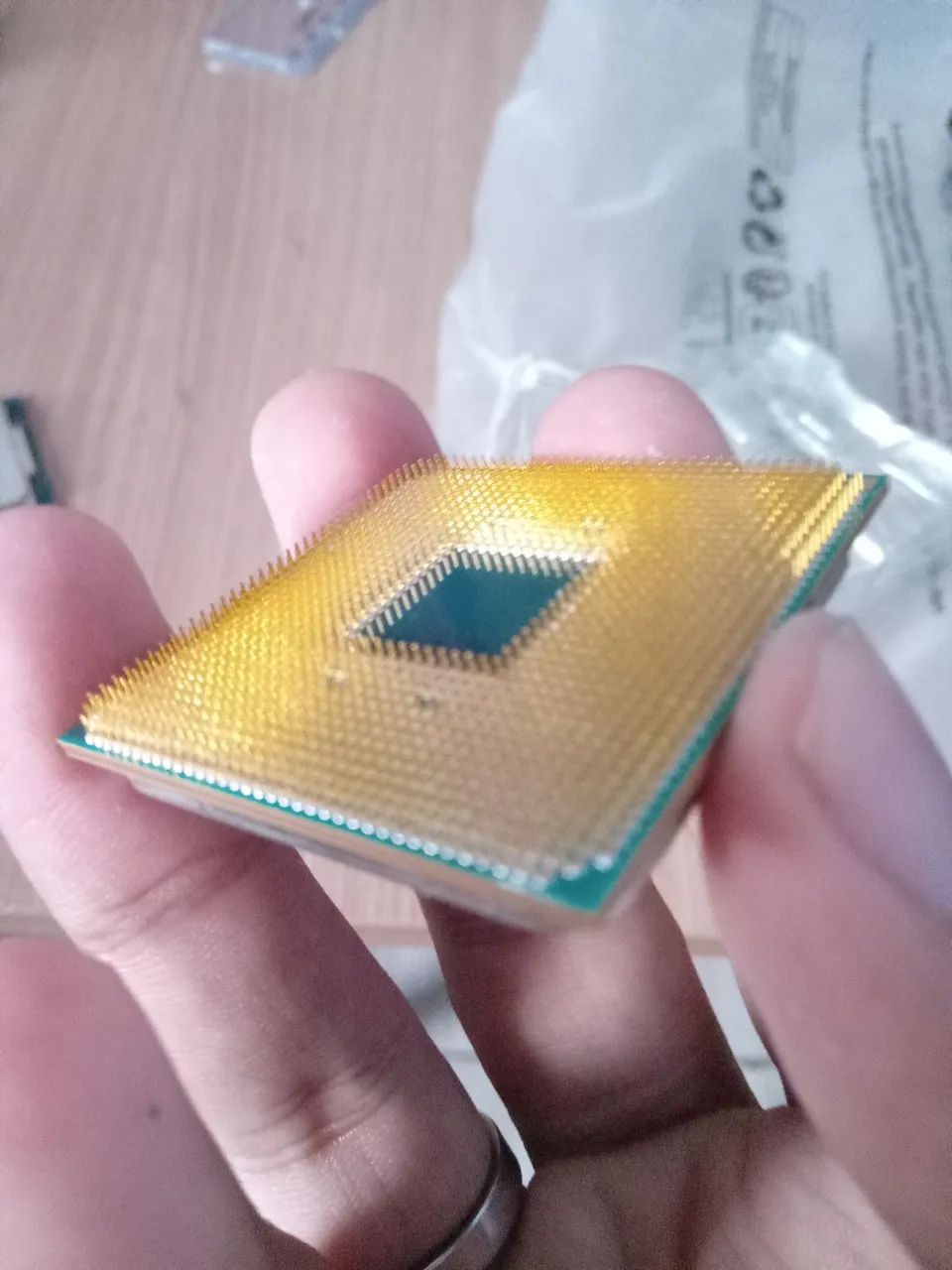 Processador AMD Athlon 300GE Socket AM4 com Vídeo Integrado Radeon Vega - Foto 2