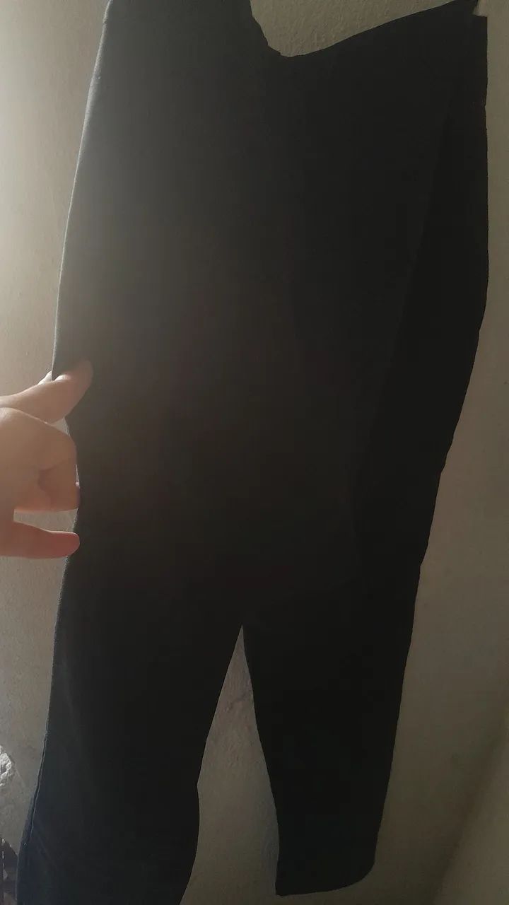 Calça alfaiataria unisex preta - Foto 3