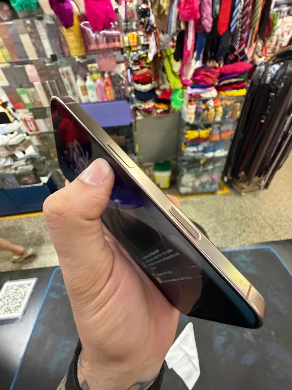 iPhone 16 Pro 