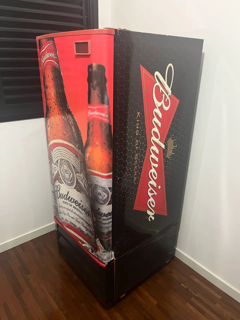 Cervejeira vertical Hussmann