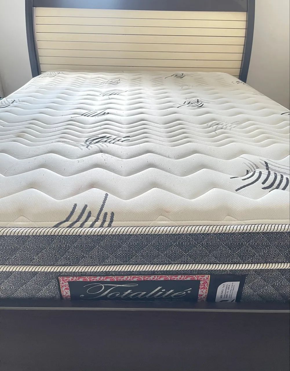 Cama + colchão para venda 