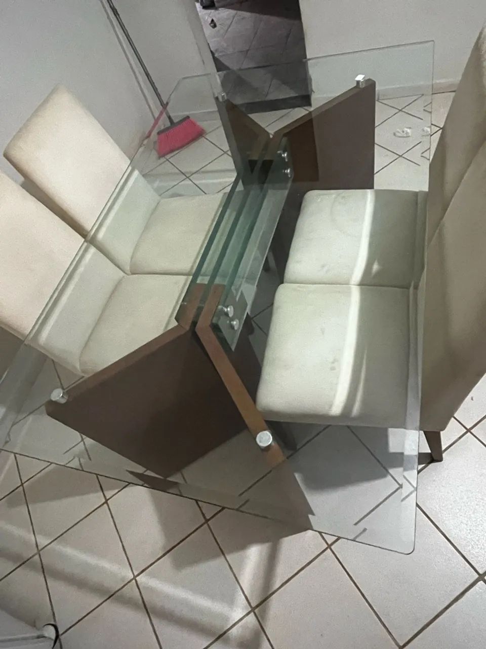 Mesa Vidro 6 lugares com 4 cadeiras  - Foto 2