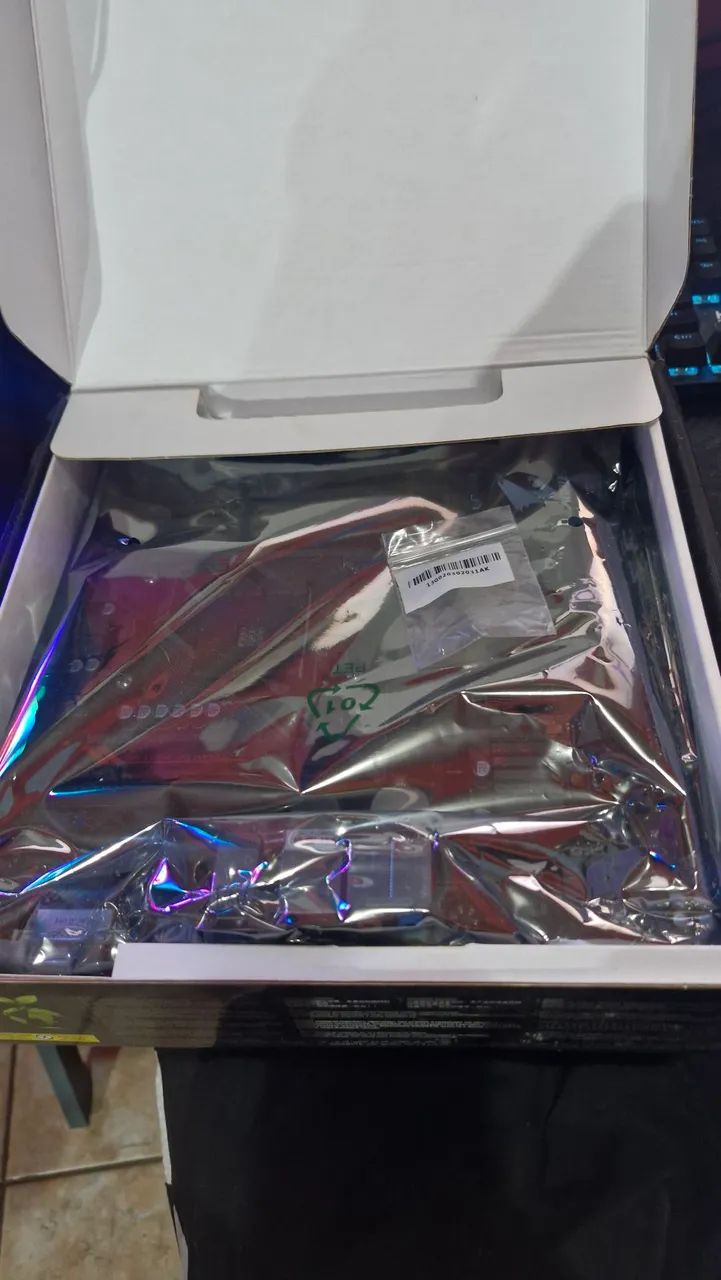 Placa Mãe aorus B450 - Foto 2