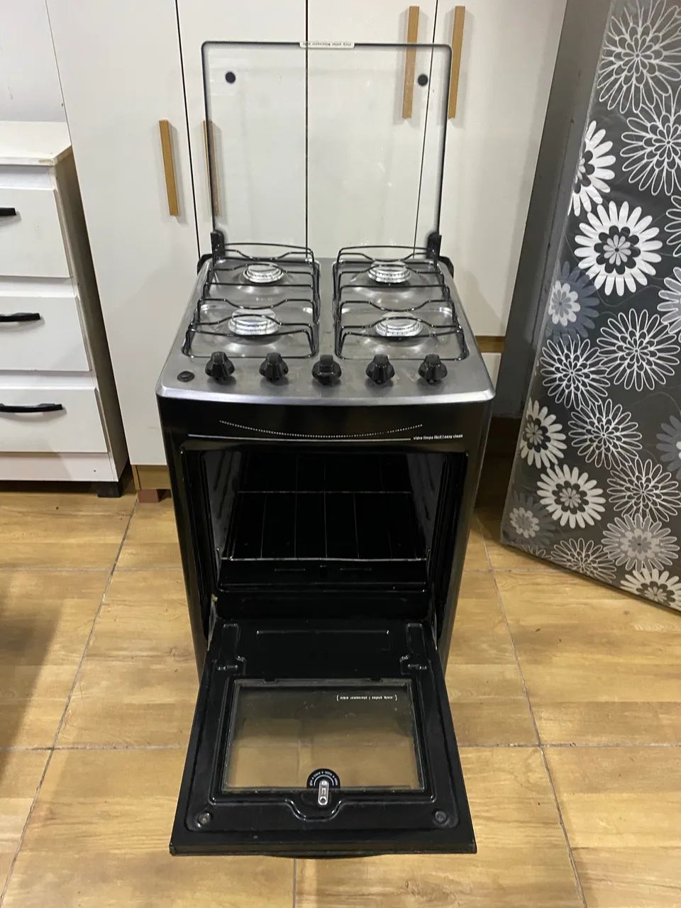 Fogão Eletrolux 4 bocas preto funcionando perfeitamente  - Foto 3