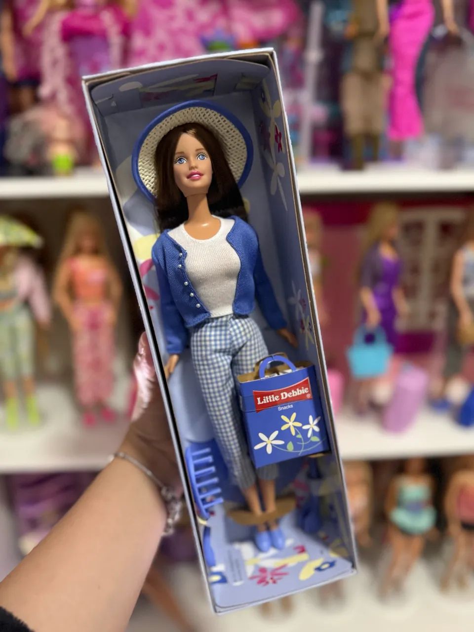 Barbie little Debbie 