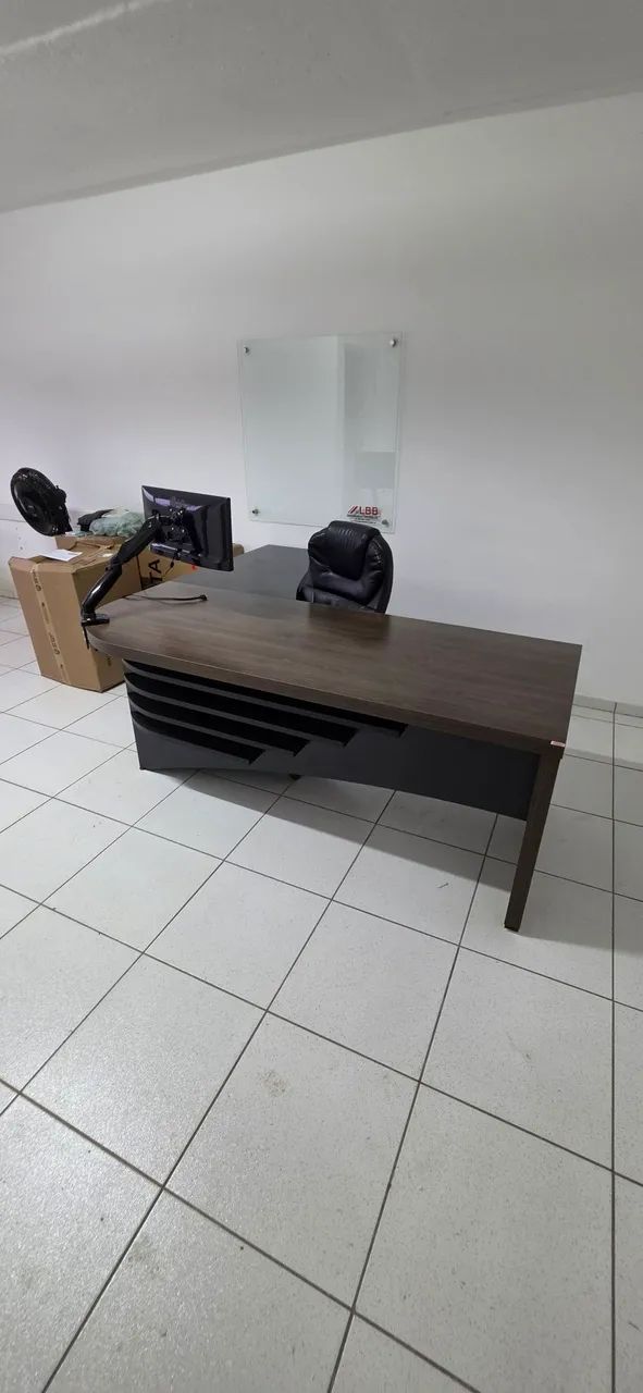 Mesa Escritório Presidente  - Foto 2