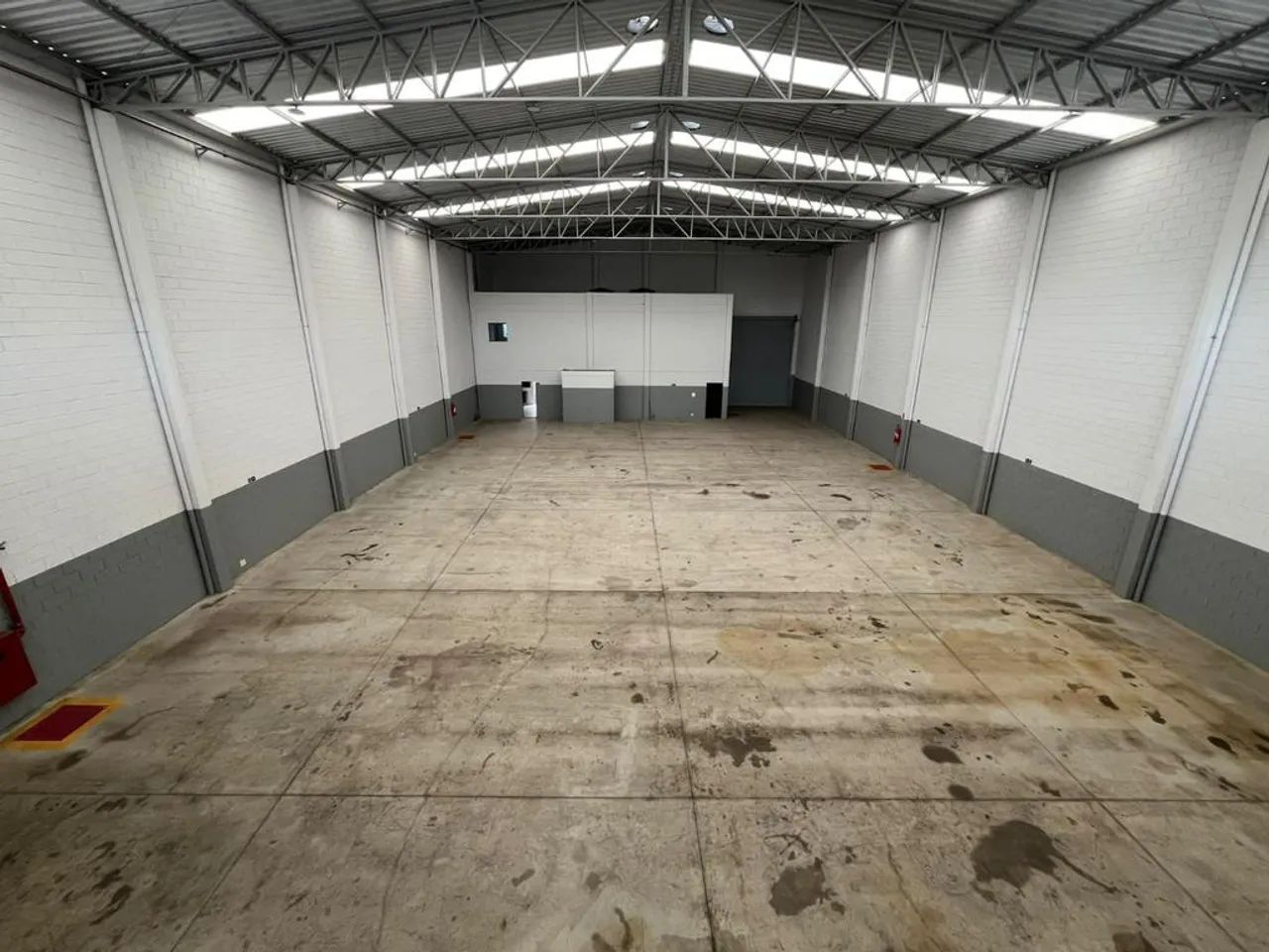 Galpão para alugar em Santa Bárbara D'Oeste, Cintec, com 989 m², Cintec - Foto 4