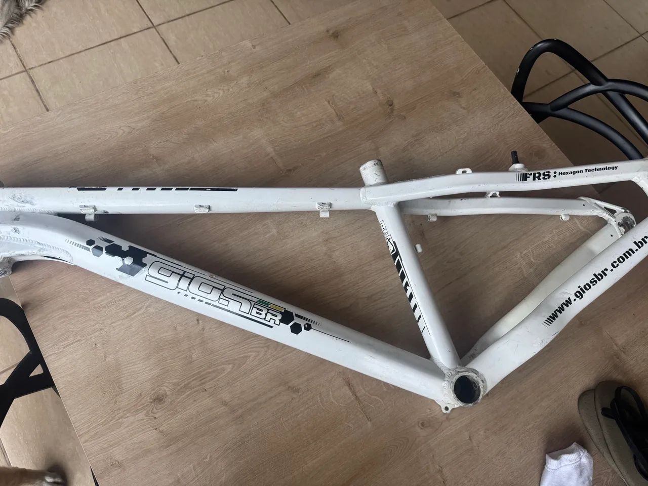 Guadro gios branco aro 26