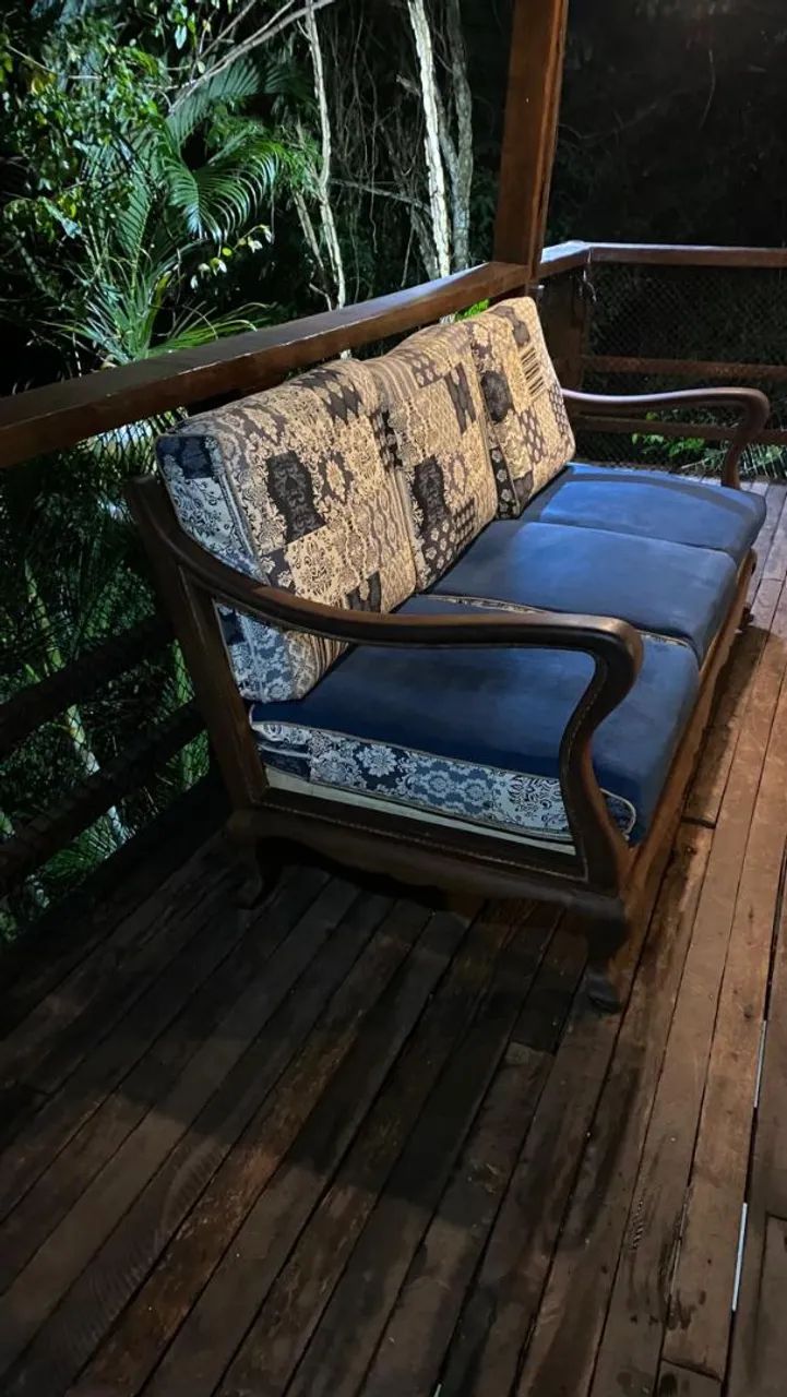 SOFÁ / NAMORADEIRA 3 LUGARES EM MADEIRA MACIÇA - ESTILO CHIPPENDALE - Foto 4