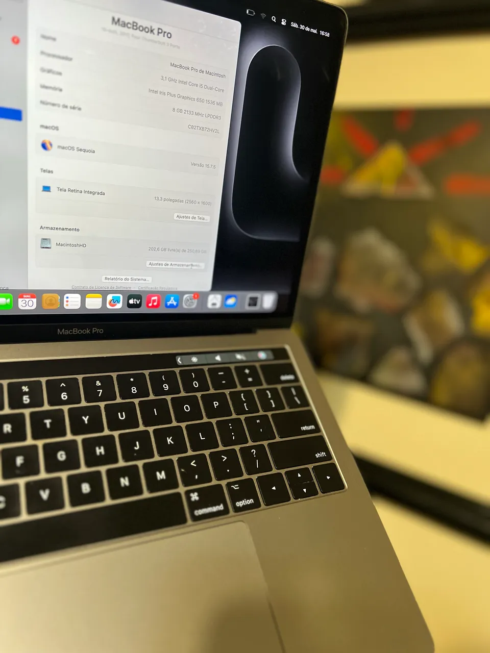 macbook pro 2017 128gb