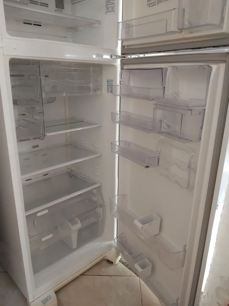 Geladeira Electrolux frost free  DF 50  430l - Foto 2