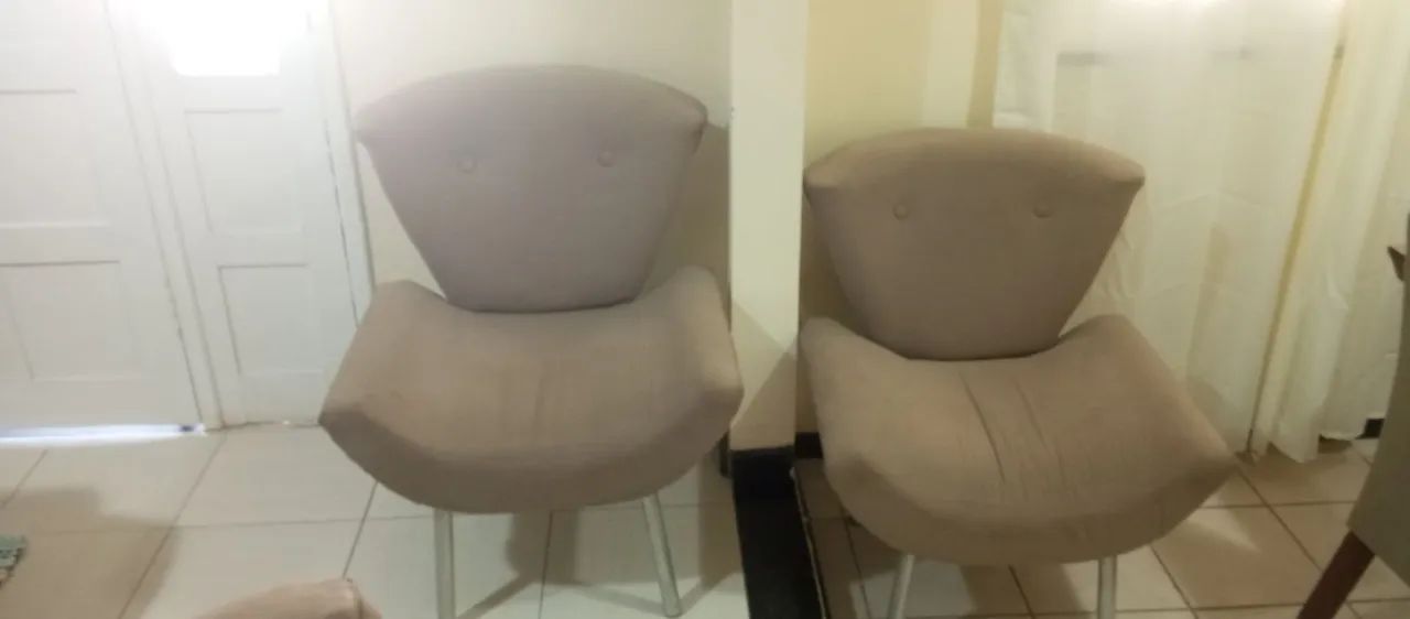 2-Poltronas bem conservadas - Foto 4