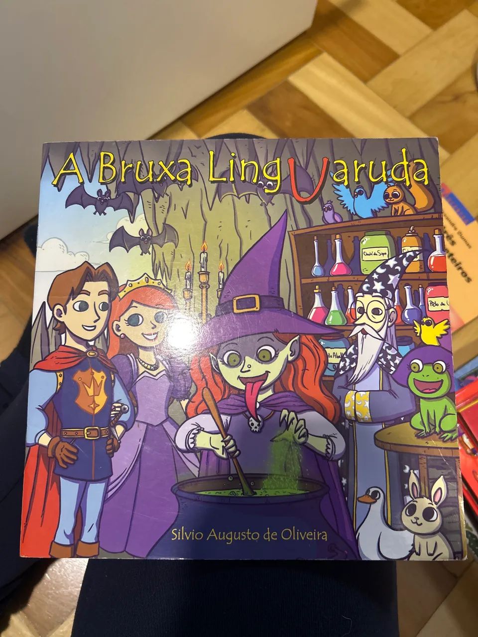 livro A Bruxa linguaruda