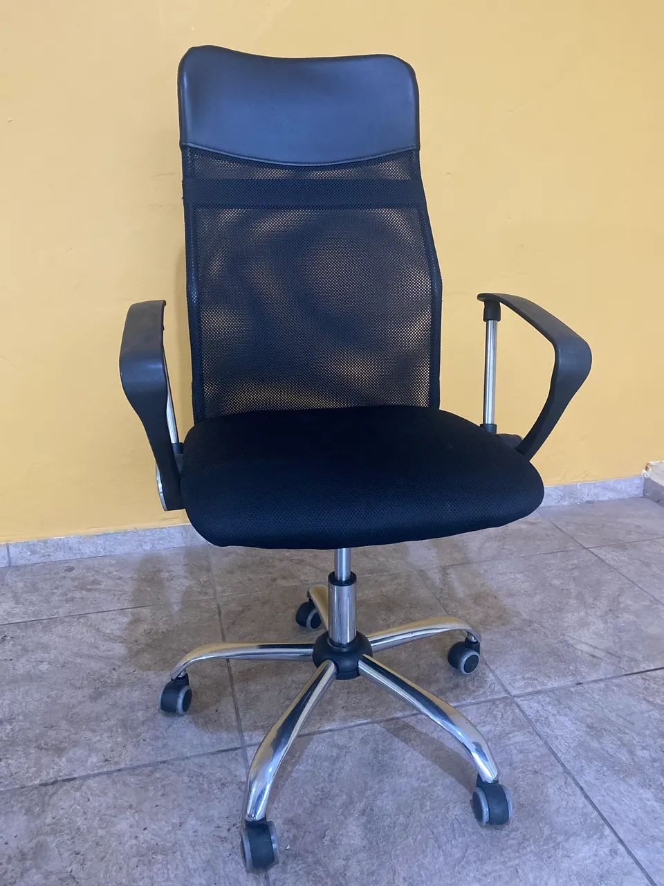 Cadeira Execultiva  - Foto 3