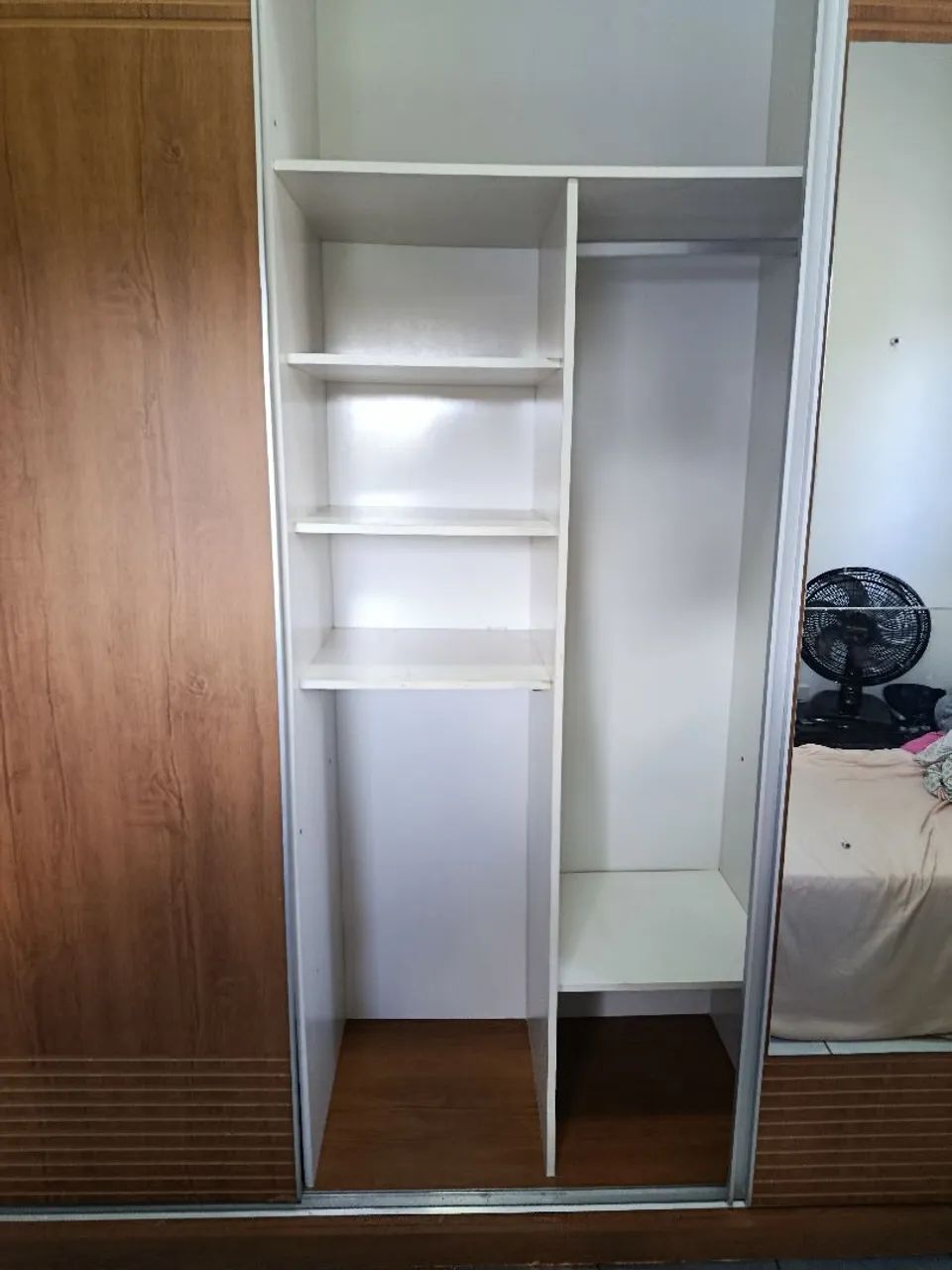 Guarda-roupa grande 3 portas - Foto 4