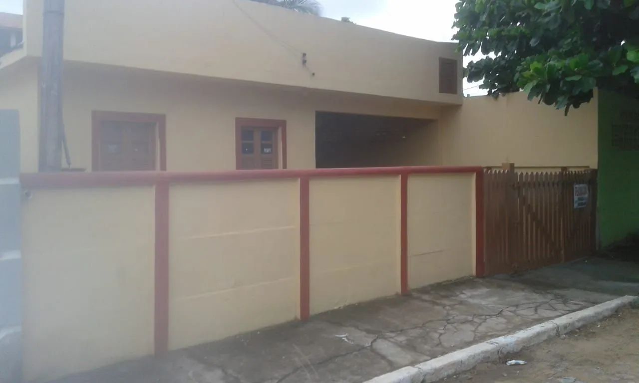 Alugo ou vendo casa em Atafona com 3 quartos. - Foto 2